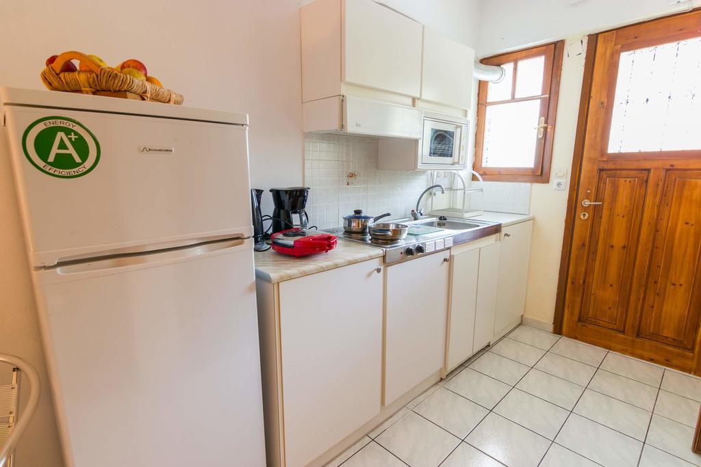 سامباتيكي Stathopoulos Apartments المظهر الخارجي الصورة